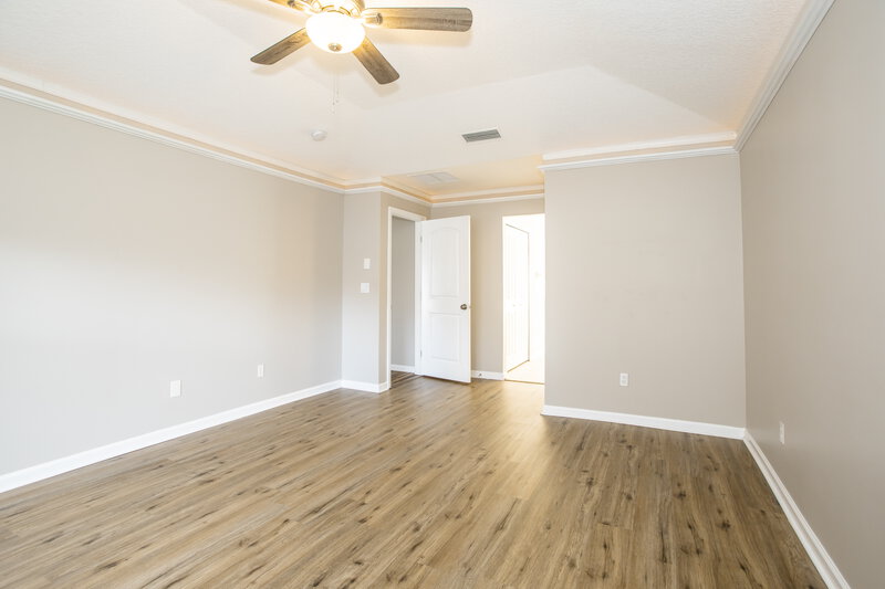 2,175/Mo, 906 Thoroughbred Dr Orange Park, FL 32065 Main Bedroom View 2