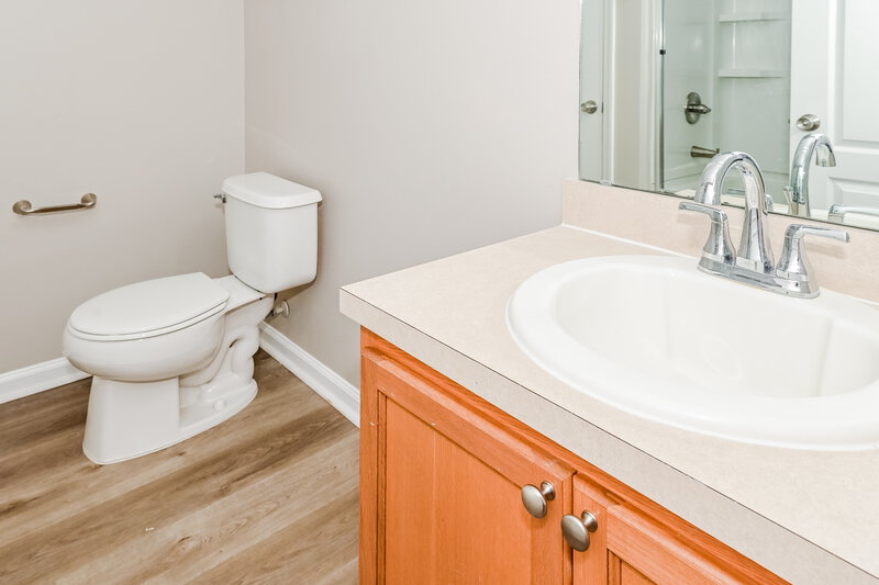 2,245/Mo, 75093 Brookwood Dr Yulee, FL 32097 Bathroom View