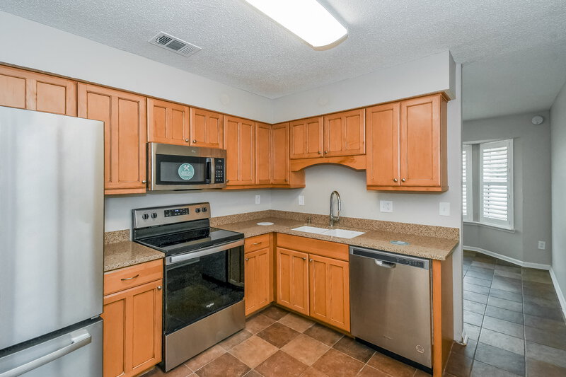 1,730/Mo, 8478 Cross Timbers Dr W Jacksonville, FL 32244 Kitchen View