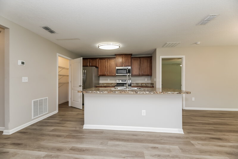 1,940/Mo, 12331 Glimmer Way Jacksonville, FL 32219 Kitchen View 2