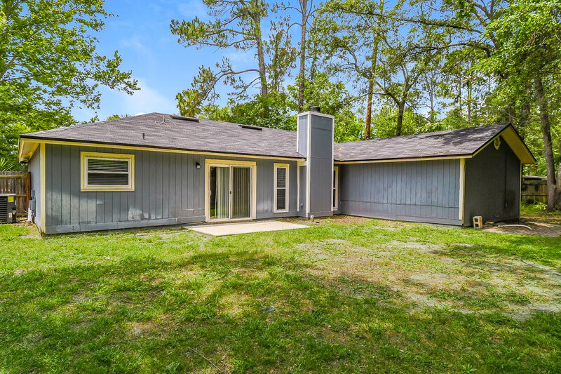 1,900/Mo, 7619 Jeremy David Ln Jacksonville, FL 32244 Rear View