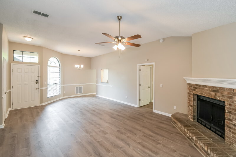 1,925/Mo, 3848 Karissa Ann Pl E Jacksonville, FL 32223 Living Room View 2