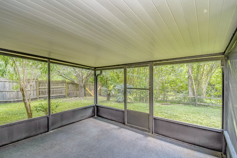 1,925/Mo, 3848 Karissa Ann Pl E Jacksonville, FL 32223 Sun Room View