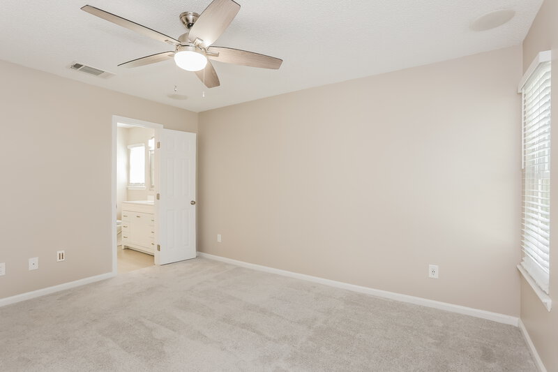 2,165/Mo, 12639 Ashmore Green Dr N Jacksonville, FL 32246 Main Bedroom View 2