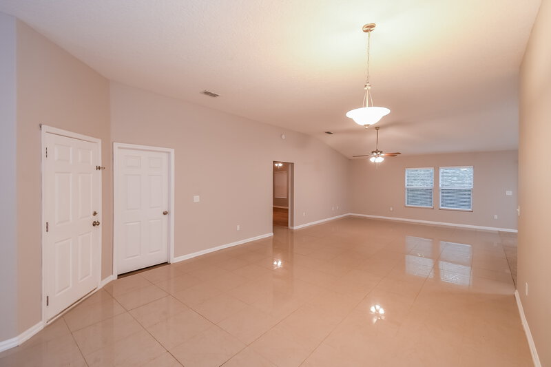 1,900/Mo, 10243 Normandy Cove St Jacksonville, FL 32221 Dining Room View