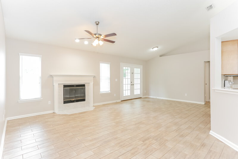 1,915/Mo, 4408 Jiggermast Ave Jacksonville, FL 32277 Misc View 2