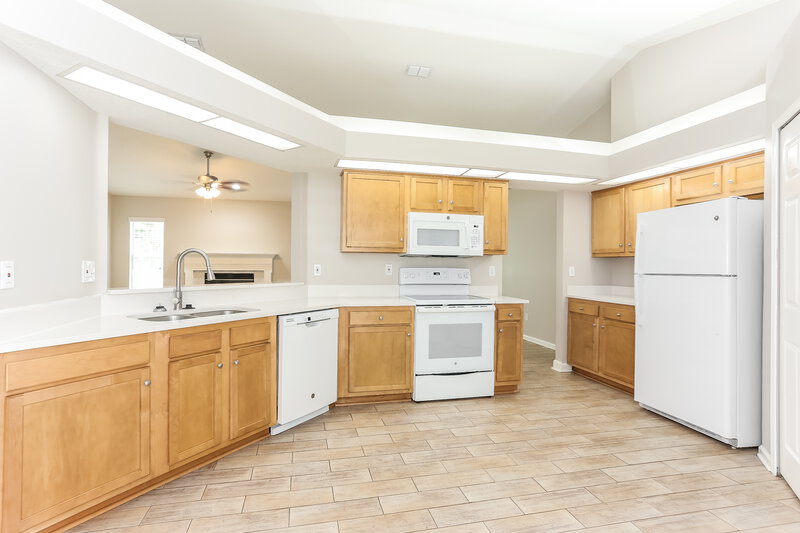 1,915/Mo, 4408 Jiggermast Ave Jacksonville, FL 32277 Misc View 4