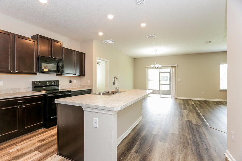 1,830/Mo, 10989 Ventnor Ave Jacksonville, FL 32218 Kitchen View 3