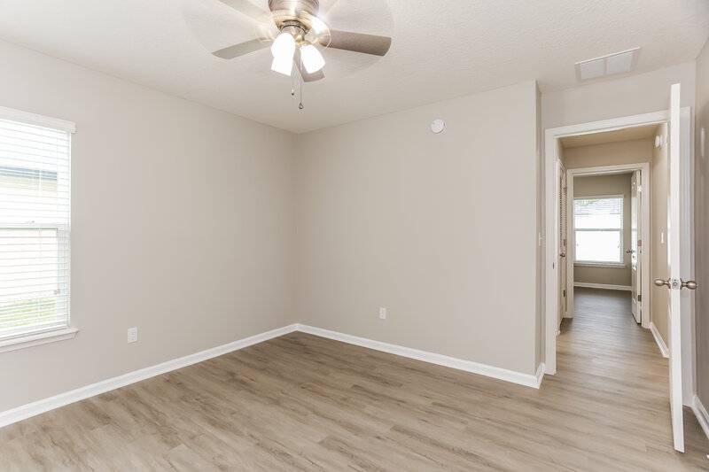 2,130/Mo, 15939 Bainebridge Dr Jacksonville, FL 32218 Bedroom View 2