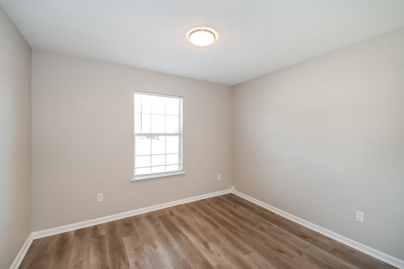 1,630/Mo, 7157 Beekman Lake Dr S Jacksonville, FL 32222 Bedroom View