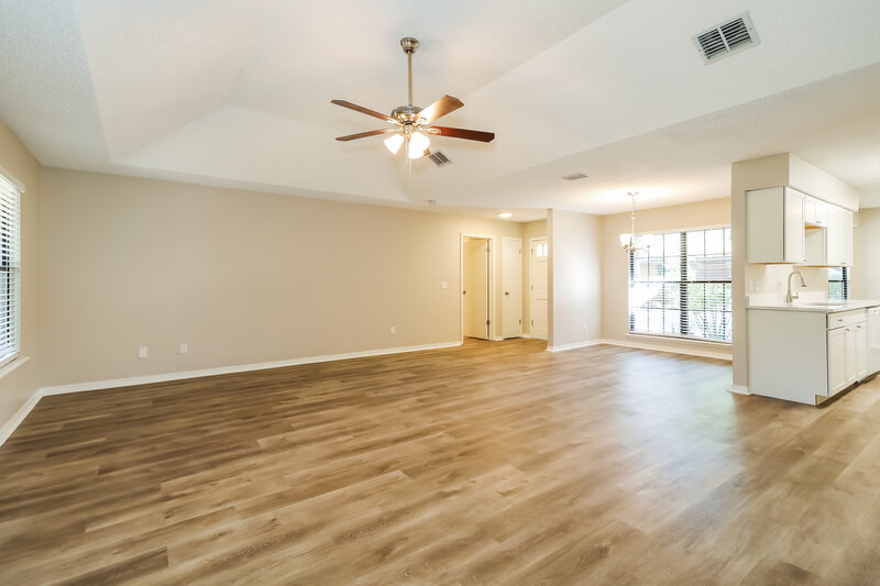 2,030/Mo, 2098 Allison Ct Middleburg, FL 32068 Living Room View