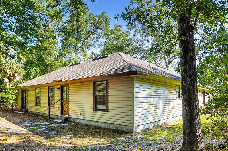 2,030/Mo, 2098 Allison Ct Middleburg, FL 32068 Rear View 2