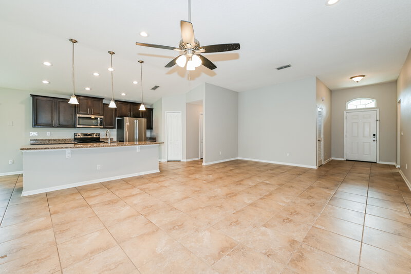 2,070/Mo, 6216 Sandler Chase Trl Jacksonville, FL 32222 Living Room View 3