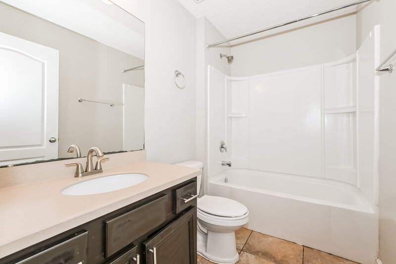 2,070/Mo, 6216 Sandler Chase Trl Jacksonville, FL 32222 Bathroom View