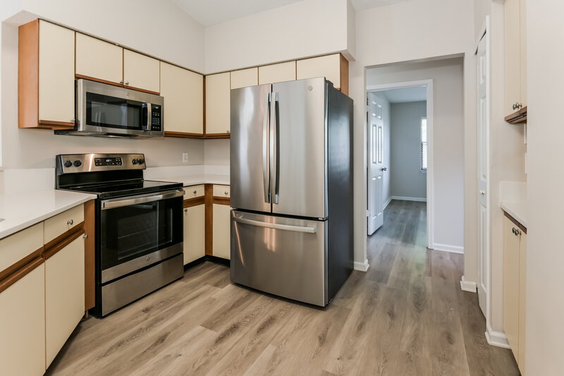 2,255/Mo, 11846 Marabou Ct N Jacksonville, FL 32223 Kitchen View