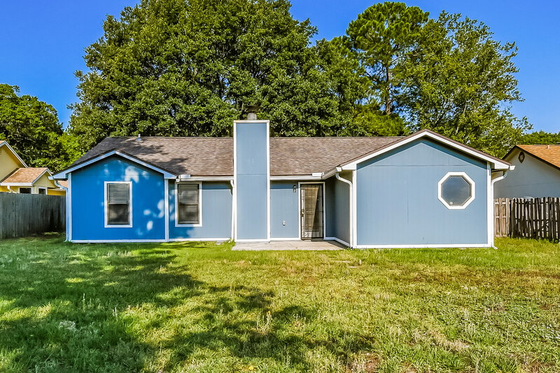 2,640/Mo, 8155 Pineverde Ln Jacksonville, FL 32244 Rear View