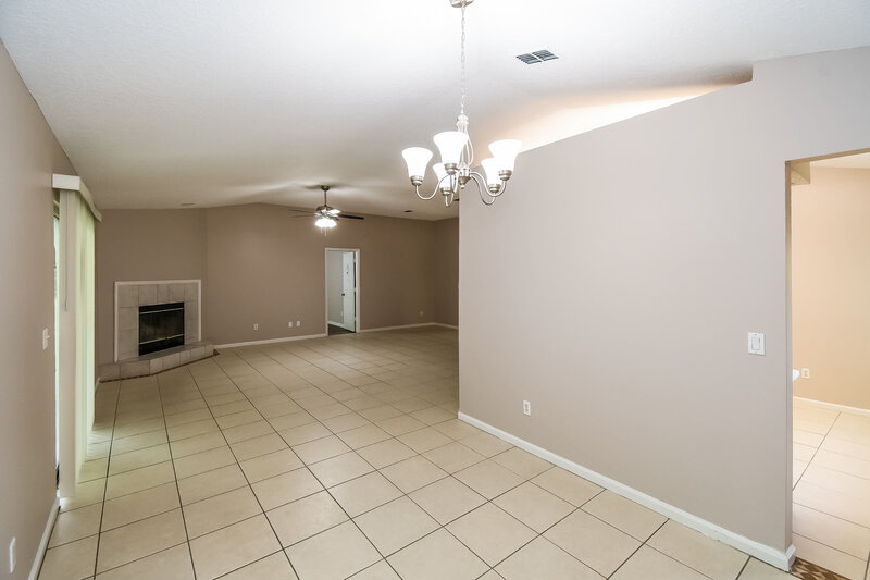 2,130/Mo, 1464 Loblolly Ct Orange Park, FL 32073 Dining Room View