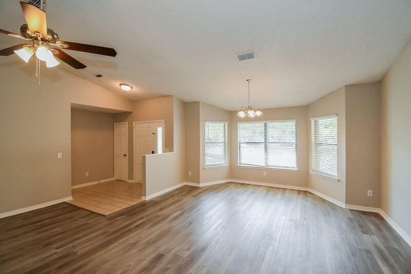 2,845/Mo, 10364 Windfern Ct N Jacksonville, FL 32257 Dining Room View
