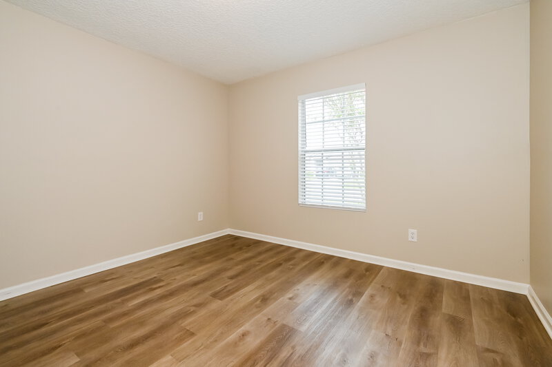 1,870/Mo, 10640 Spring View Rd Jacksonville, FL 32221 Bedroom View 2