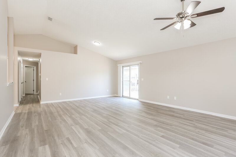 1,790/Mo, 3014 Caroline Crest Dr E Jacksonville, FL 32225 Living Room View