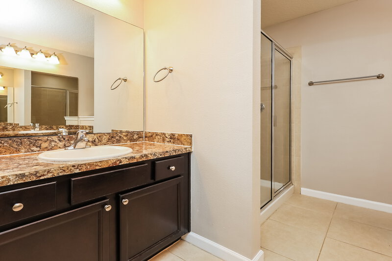 2,035/Mo, 3199 Hidden Meadows Ct Green Cove Springs, FL 32043 Main Bathroom View