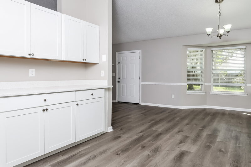 2,065/Mo, 2929 Owl Ct Green Cove Springs, FL 32043 Kitchen View 2