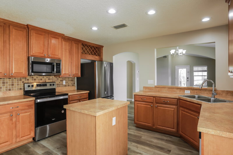 1,990/Mo, 3899 Pebble Brooke Cir Orange Park, FL 32065 Kitchen View 2