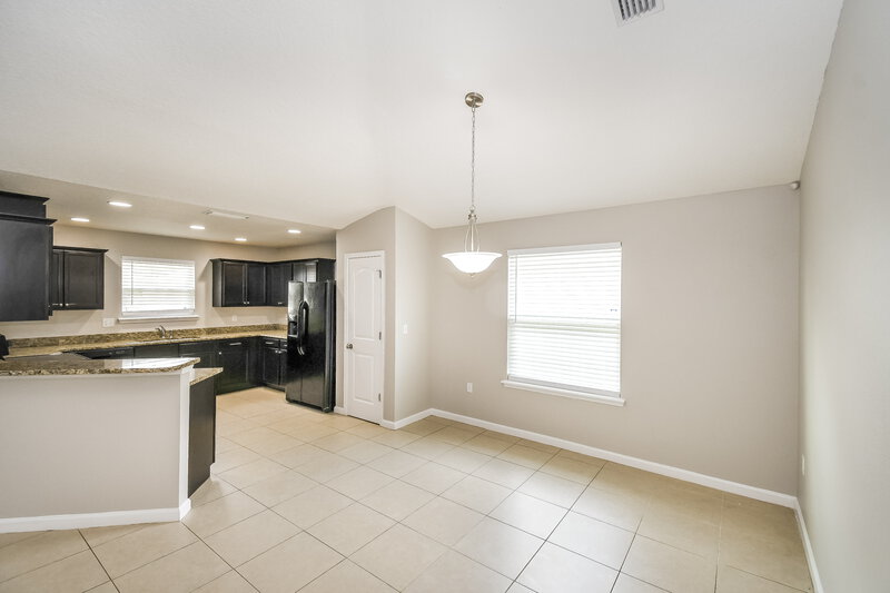 1,830/Mo, 3258 Hidden Meadows Ct Green Cove Springs, FL 32043 Dining Room View 2