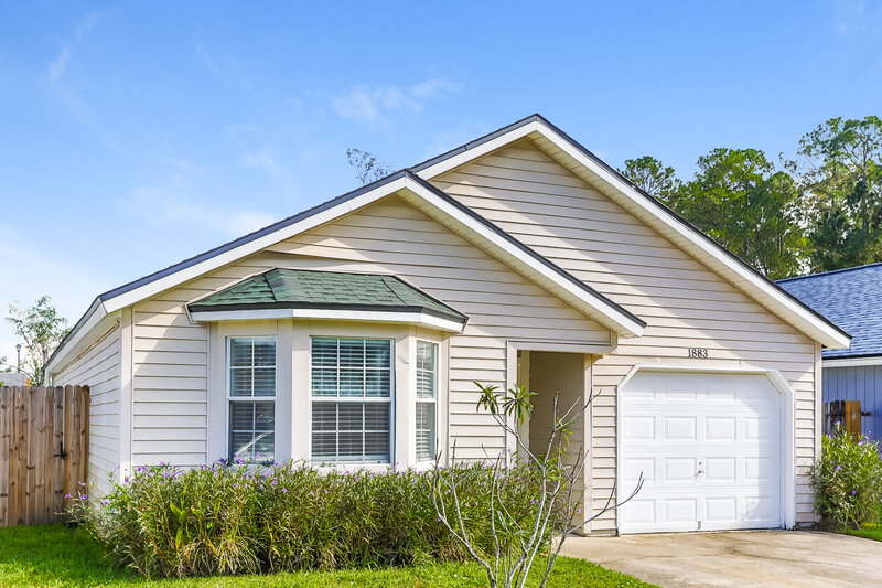 1,645/Mo, 1883 Manitoba Ct S Middleburg, FL 32068 Front View