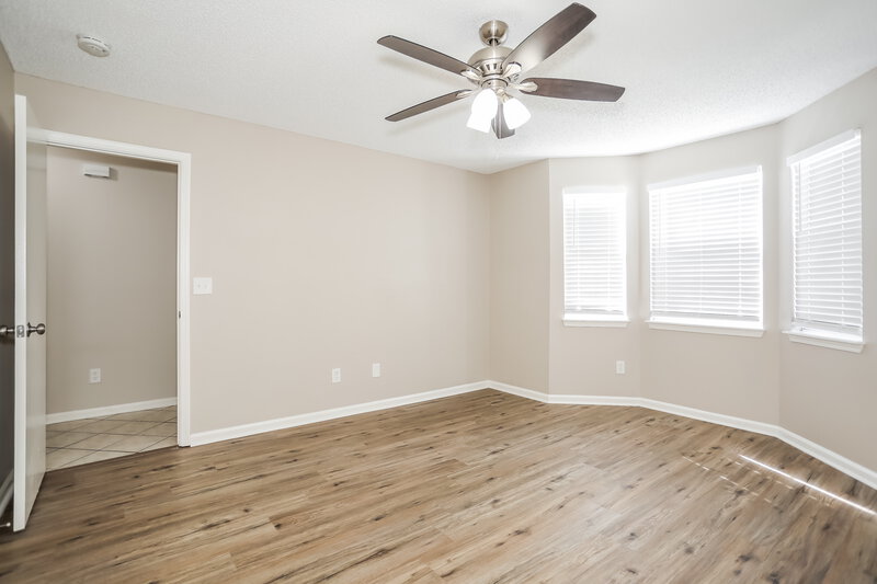 1,645/Mo, 1883 Manitoba Ct S Middleburg, FL 32068 Main Bedroom View 2