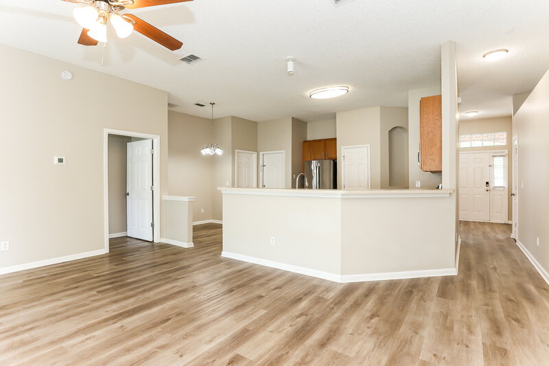 2,250/Mo, 2995 Thorncrest Dr Orange Park, FL 32065 Living Room View 2