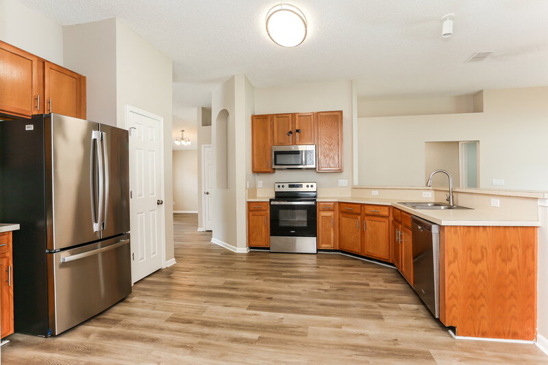 2,250/Mo, 2995 Thorncrest Dr Orange Park, FL 32065 Kitchen View