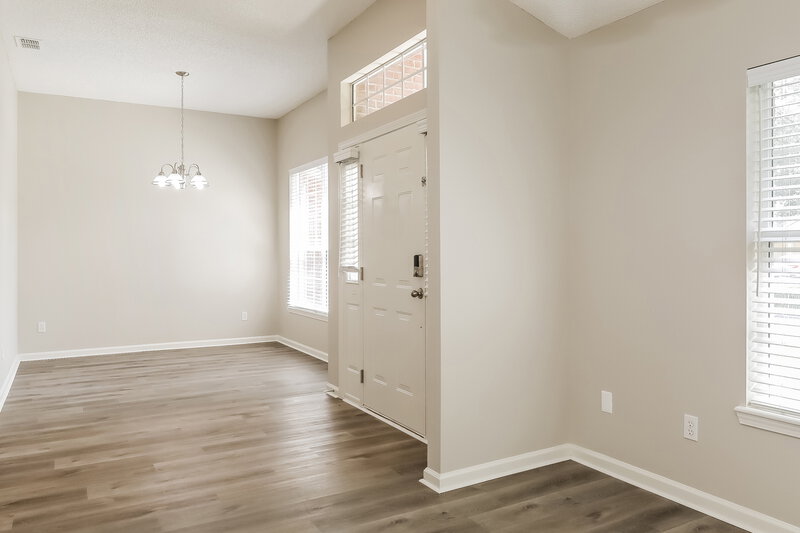 3,130/Mo, 2995 Thorncrest Dr Orange Park, FL 32065 Sitting Room View