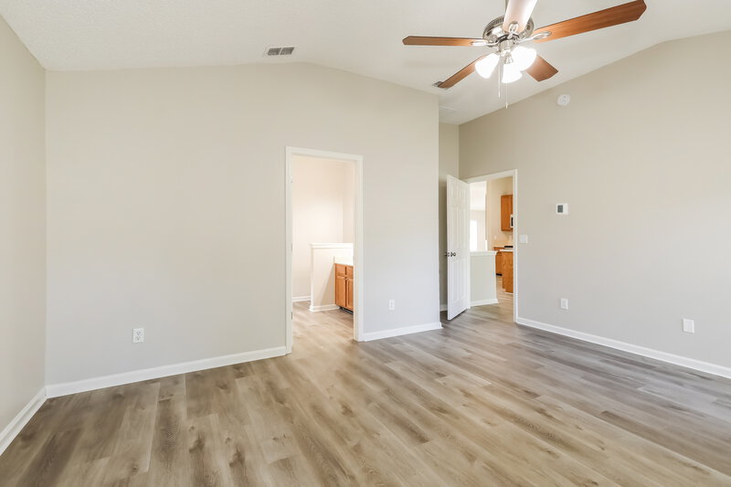 3,130/Mo, 2995 Thorncrest Dr Orange Park, FL 32065 Main Bedroom View