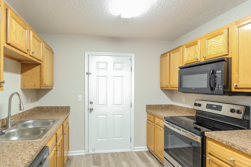 1,485/Mo, 8474 Jasper Ave Jacksonville, FL 32211 Kitchen View 3