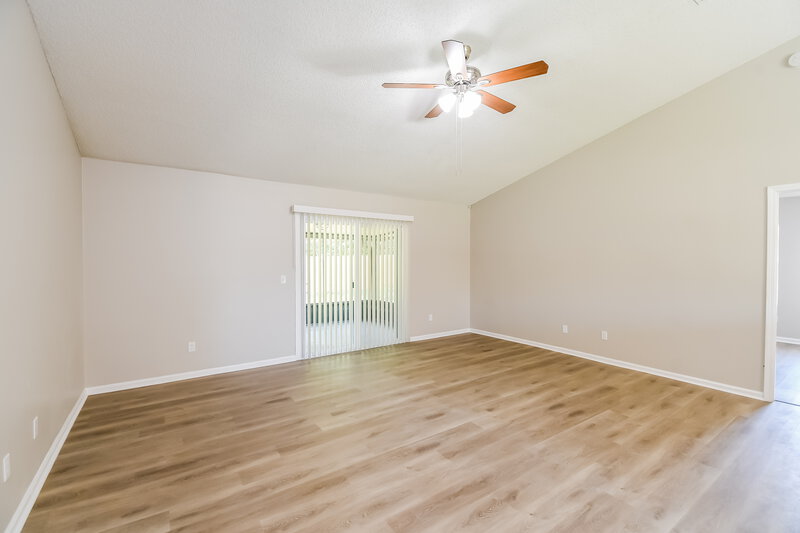 1,825/Mo, 1338 Pawnee St Orange Park, FL 32065 Living Room View