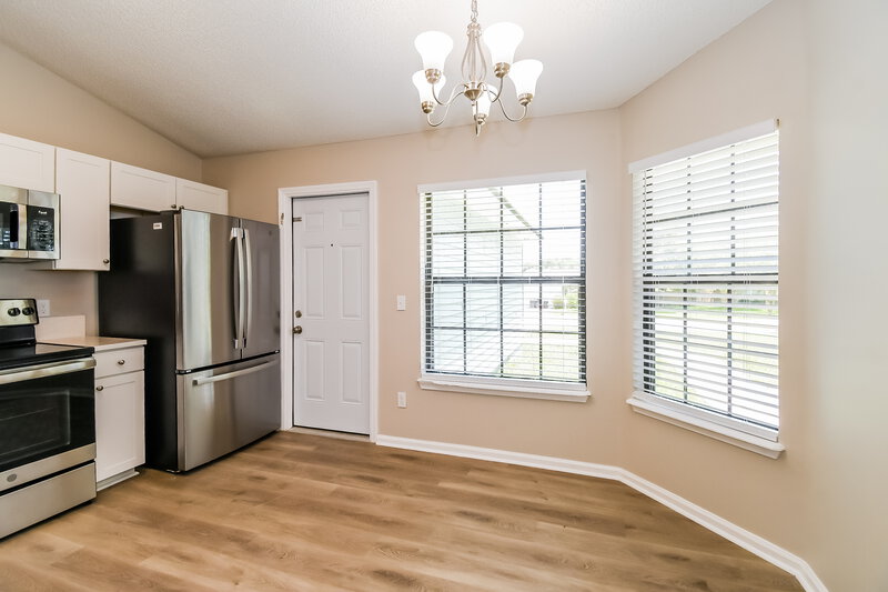 1,825/Mo, 1338 Pawnee St Orange Park, FL 32065 Breakfast Nook View