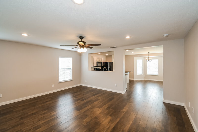 2,130/Mo, 2139 Fresco Dr Middleburg, FL 32068 Living Room View