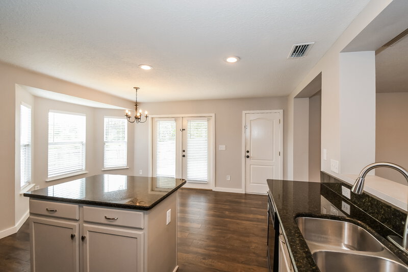 2,130/Mo, 2139 Fresco Dr Middleburg, FL 32068 Kitchen View