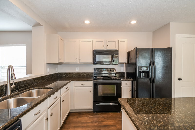 2,130/Mo, 2139 Fresco Dr Middleburg, FL 32068 Kitchen View 4