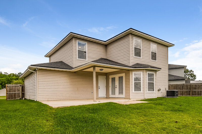 2,130/Mo, 2139 Fresco Dr Middleburg, FL 32068 Rear View