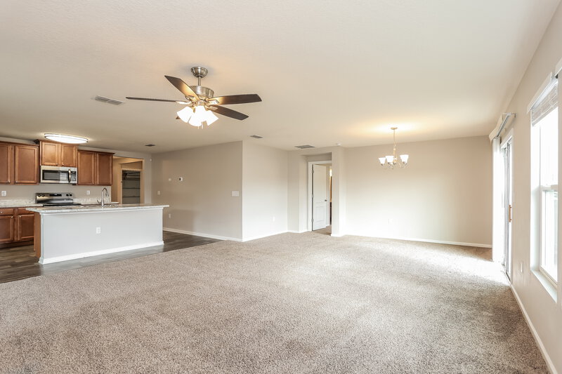 1,795/Mo, 6780 Sandle Dr Jacksonville, FL 32219 Living Room View