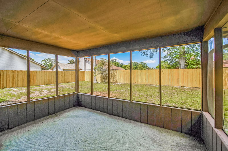1,585/Mo, 8469 Rampart Rd Jacksonville, FL 32244 Sun Room View