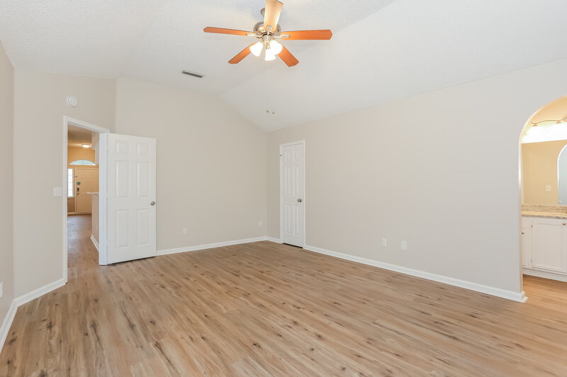 2,000/Mo, 1156 Radis Pl Jacksonville, FL 32225 Main Bedroom View