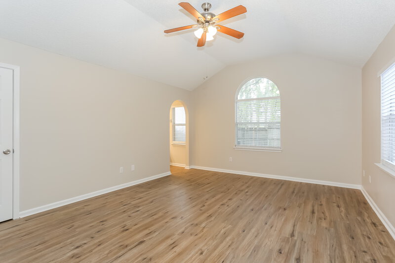 2,000/Mo, 1156 Radis Pl Jacksonville, FL 32225 Main Bedroom View 2