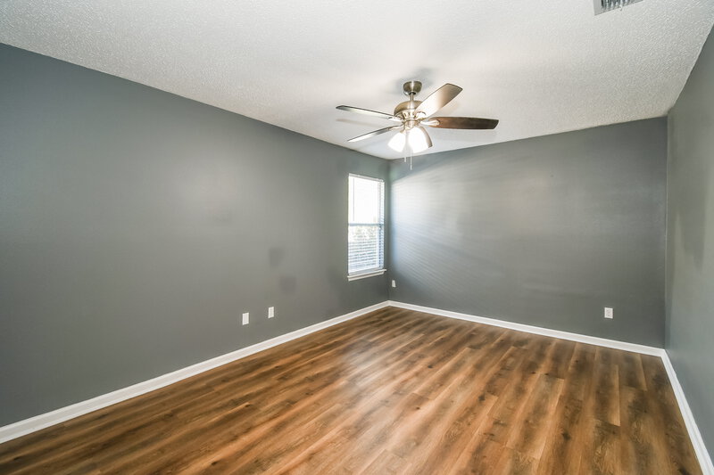 1,700/Mo, 1531 Slash Pine Ct Orange Park, FL 32073 Main Bedroom View