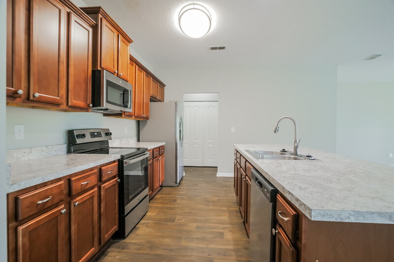 2,305/Mo, 509 Ashby Landing Way Saint Augustine, FL 32086 Kitchen View