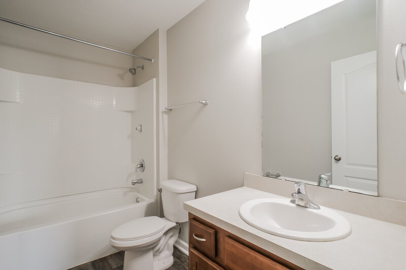 2,305/Mo, 509 Ashby Landing Way Saint Augustine, FL 32086 Bathroom View
