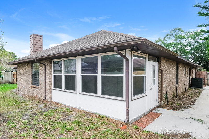 2,650/Mo, 1590 Rain Bird Ct Jacksonville, FL 32225 Rear View