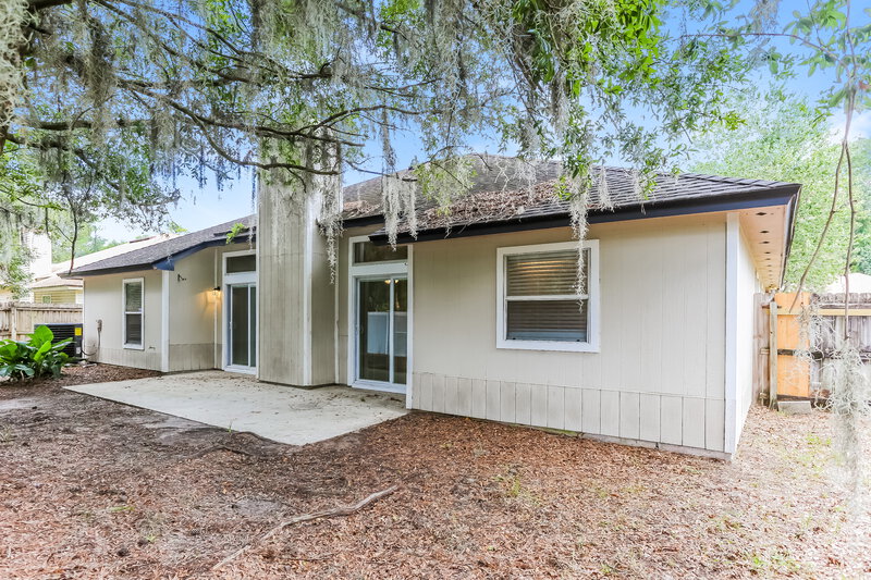 2,410/Mo, 4358 Jiggermast Ave Jacksonville, FL 32277 Rear View